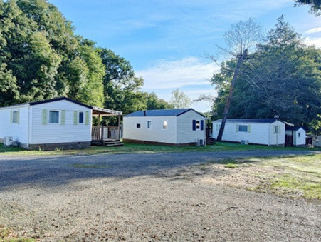 Local commercial 642 000 €  Réf. 11_5634 Saint-Aubin-de-Blaye