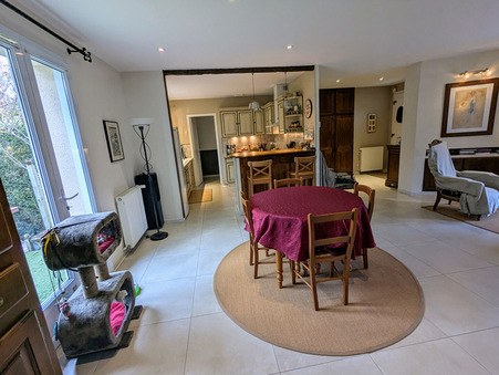 Maison sur Sarlat la Caneda ; 282 000 €  ; A vendre Réf. 4924