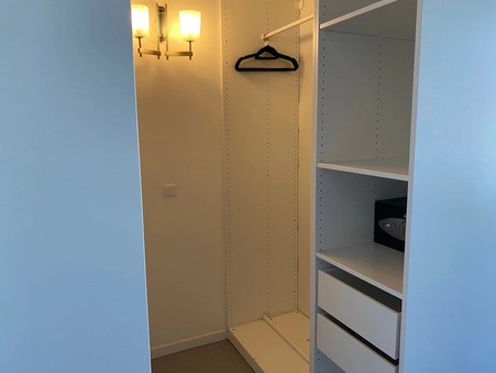 A louer maison 3 000 €  Orgeval