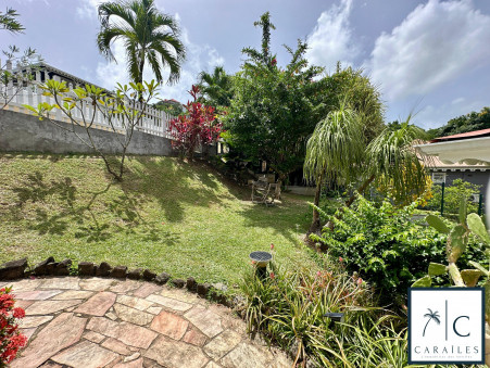 Maison sur Les Trois Ilets ; 585 000 €  ; Vente Réf. CAR177