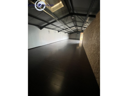 Local commercial 1 300 €  sur Lons le Saunier (39000) - Réf. DC3119