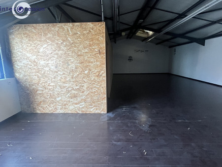 Local commercial sur Lons le Saunier ; 1 300 €  ; Location Réf. DC3119