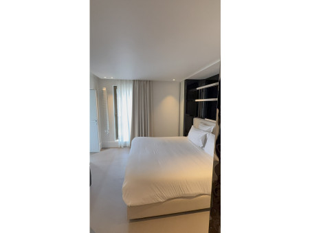 A louer appartement Paris 8eme Arrondissement 75008; 4 200 &euro; 