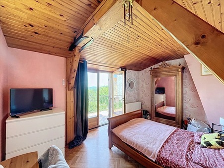 Maison 325 500 €  sur Chadeleuf (63320) - Réf. IDC802