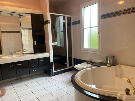 Maison 293 000 € Réf. M711428 Ernee