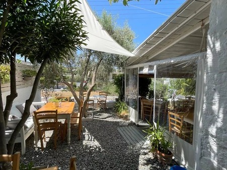 A vendre local commercial Ano Syros 84100; 115 000 &euro; 