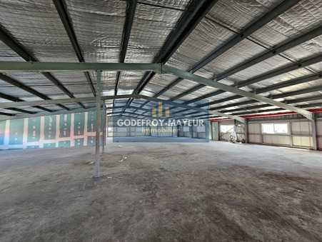 A vendre local commercial Baie-Mahault 97122; 1 380 120 € 