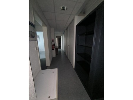 Location local professionnel Clermont-Ferrand 63000; 2 170 € 