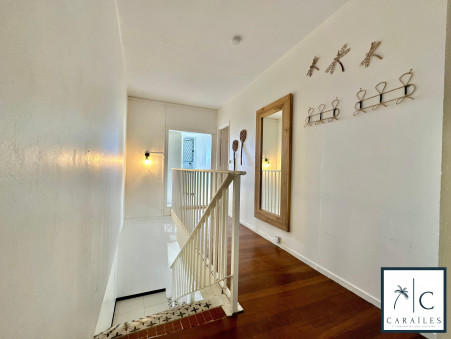 Maison sur Saint-Pierre ; 525 000 €  ; Achat Réf. CAR185