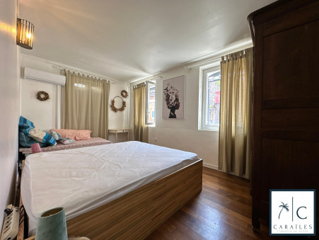 Maison sur Saint-Pierre ; 525 000 €  ; A vendre Réf. CAR185