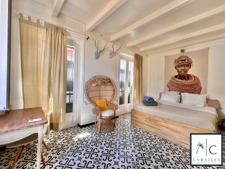 Maison sur Saint-Pierre ; 525 000 €  ; A vendre Réf. CAR185