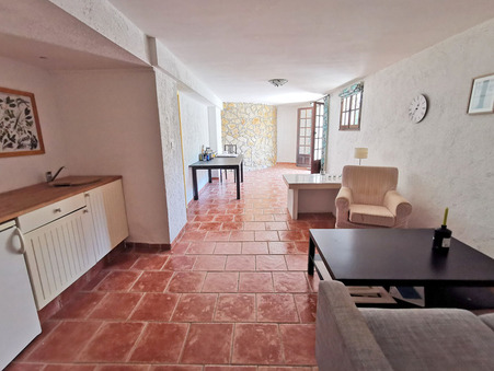 Maison sur Bagnols-en-Forêt ; 949 000 €  ; A vendre Réf. 45_JC5698