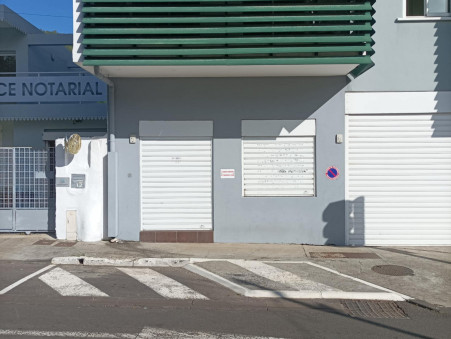 Entrepôt sur Saint-Denis ; 900 €  ; A louer Réf. 5482025