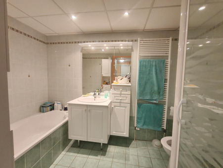 A vendre maison Brénod 01110; 265 000 € 