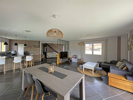 Maison sur Magneux Haute Rive ; 449 000 €  ; Achat Réf. NEOCHAJE1972