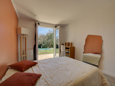 A vendre maison Saint-Paul-en-Forêt 83440; 498 000 € 