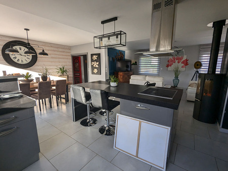 A vendre maison Champigne 49330; prix nous consulter