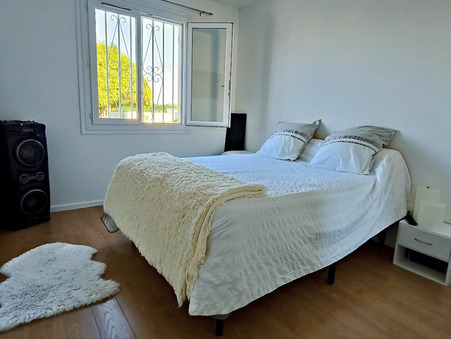Maison 260 000 €  sur Anglade (33390) - Réf. 11_5486