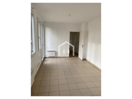 A louer appartement Creil 60100; 601 € 