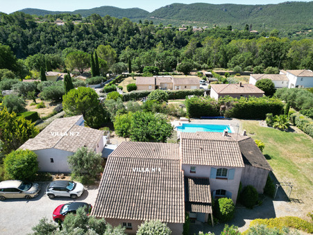 Maison sur Bagnols-en-Forêt ; 675 000 €  ; Vente Réf. 45_JC5815