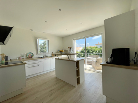 Maison 652 050 € sur Saint-Pierre-d'Oléron (17310) - Réf. 3685