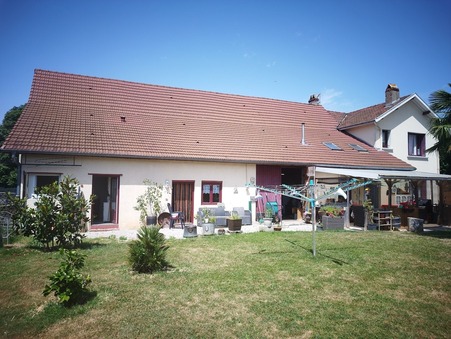 Vente maison 290 000 €  Pierre de Bresse