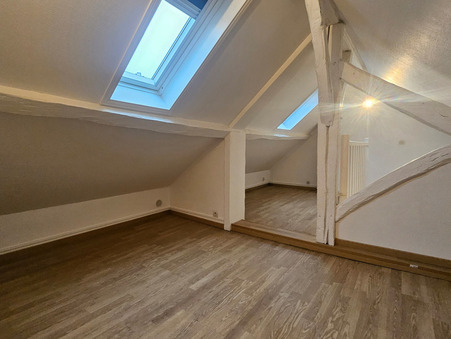 A louer appartement 860 &euro;  Fontainebleau