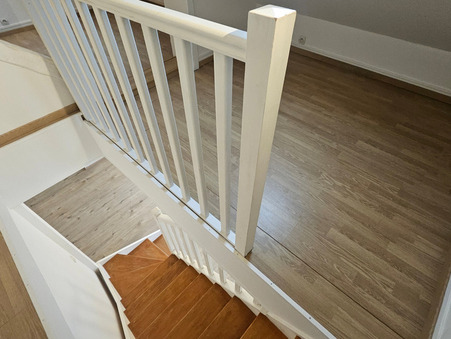 Appartement sur Fontainebleau ; 860 &euro;  ; Location Réf. 830