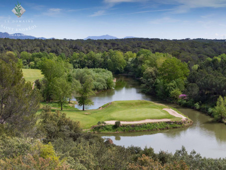 Haus sur La Motte ; 550 000 € ; Achat Réf. PH4 28 16