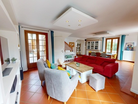 Maison 375 000 €  sur Saint Pierre Lès Nemours (77140) - Réf. 210935