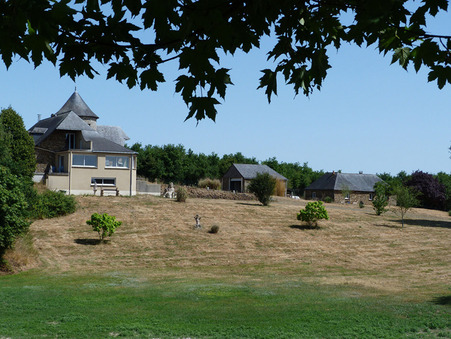 Maison 645 000 € sur Ruille Froid Fonds (53170) - Réf. M811554