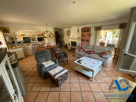 Maison sur Cuers ; 569 000 €  ; Vente Réf. SSV211
