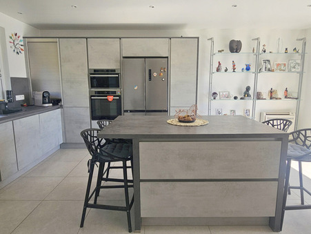 A vendre maison Bagnols-en-Forêt 83600; 546 000 € 