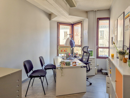 Local professionnel 715 000 €  sur Voiron (38500) - Réf. 14_VOI-5797