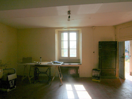 Vente maison 45 000 €  Charbonnat