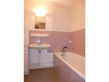 Location appartement Clermont Ferrand 63000; 335 € 