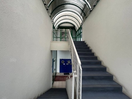 Local commercial 95 000 €  Réf. 86167227-86167227 Claix