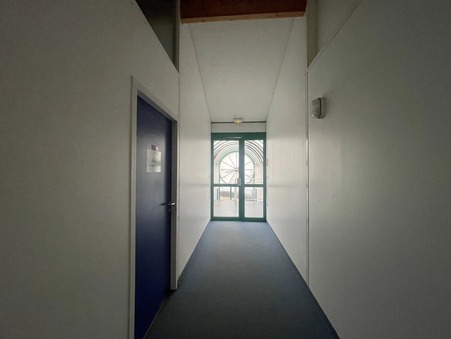 Local commercial sur Claix ; 95 000 €  ; A vendre Réf. 86167227-86167227