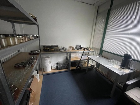 Local commercial 95 000 €  Réf. 86167227-86167227 Claix