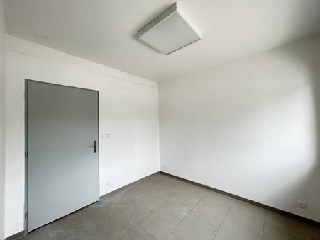 Local commercial sur Saint-Souplet ; 350 €  ; A louer Réf. 1_CRSTSOUPLET