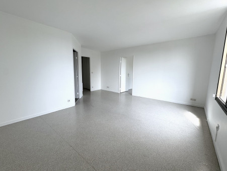 Appartement sur Evry ; 125 000 €  ; Vente Réf. 10301