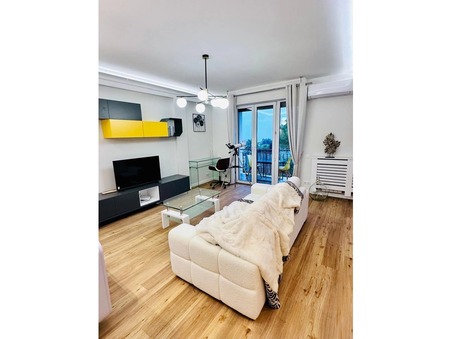Appartement sur Roquebrune-Cap-Martin ; 800 000 &euro;  ; A vendre Réf. 86174200