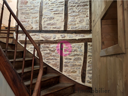 Immeuble 328 600 €  Réf. 1939 Assier