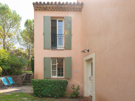 Haus 540 000 €  Réf. PH3 39 27 La Motte