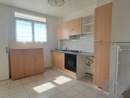 Appartement 880 €  sur Draguignan (83300) - Réf. 3/1158