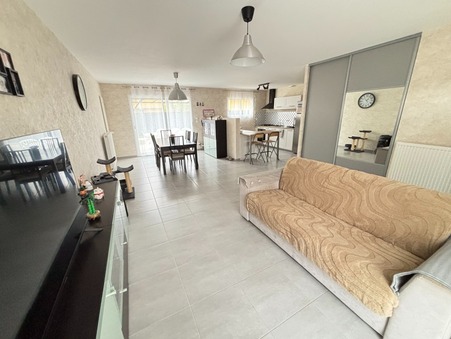 Maison sur St Germain du Plain ; 295 000 €  ; Achat Réf. 4818