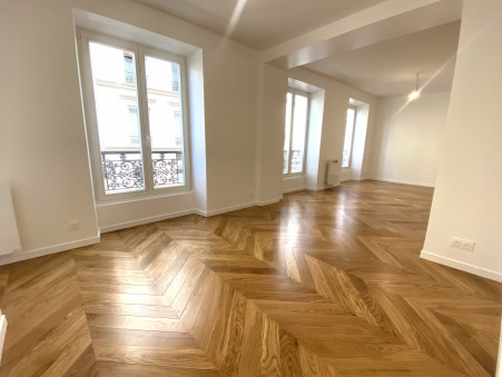 Appartement 2 000 €  Réf. e6431c28fe76792_rand Paris 1er Arrondissement