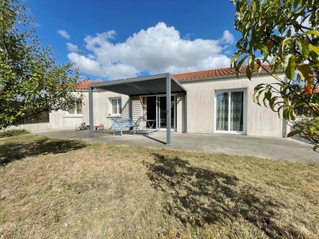 A vendre maison La Jubaudière 49510; 198 000 €