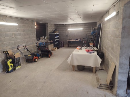 A vendre maison Mirambeau 17150; 212 000 € 