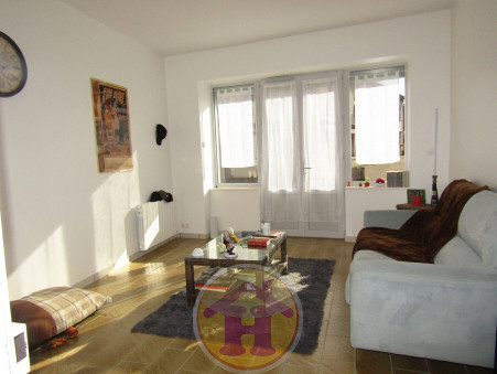 A vendre immeuble Saint-Victurnien 87420; 139 100 €